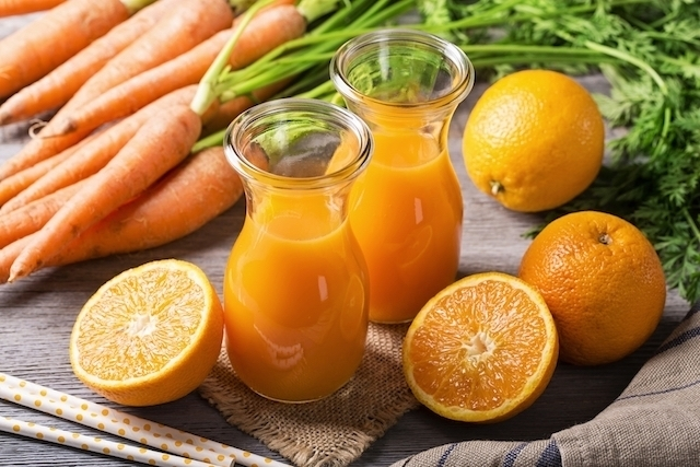 Suco de laranja e cenoura, alimentos para imunidade